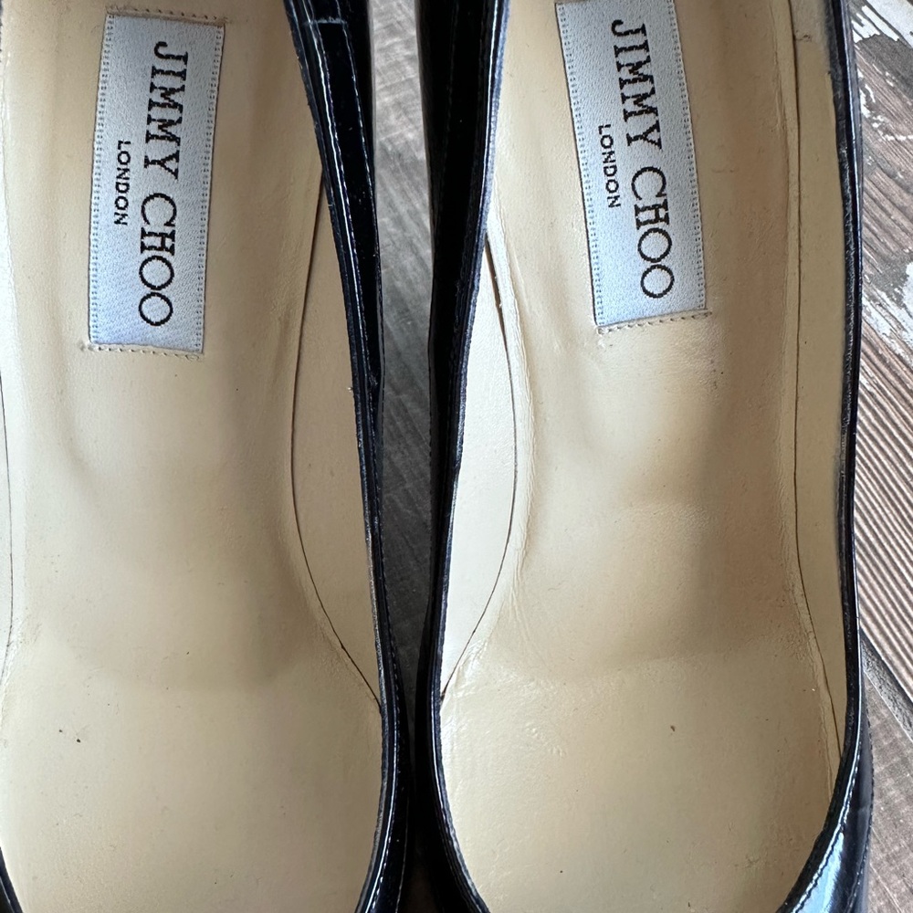 EUC JIMMY CHOO Black Patent Leather high heel pumps, size 38 7.5 Like New - Picture 10 of 10